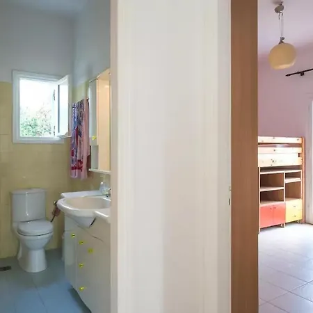 Apartment Adorable 3 Bedroom Maisonette In Pounta Pounda